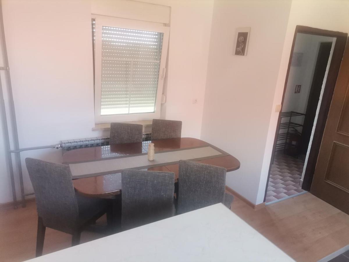 Apartman Sipa Bjelovar Exterior foto